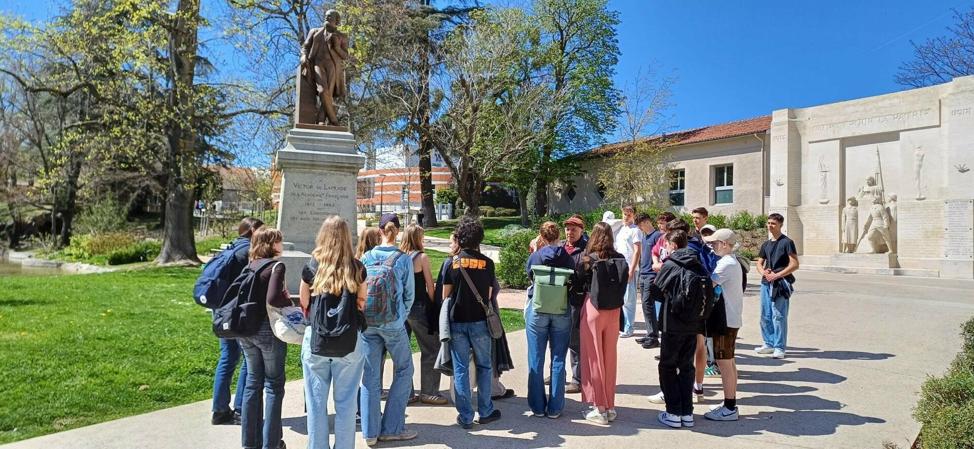 Schülerinnen und Schüler in Montbrison